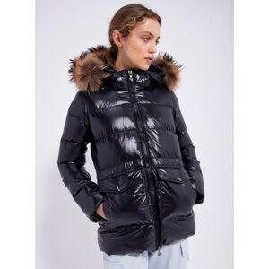 Pyrenex Down Puffer Jacket w/ Fur Trimmed Hood in Black - Size L